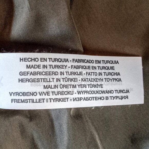 Massimo Dutti Olive Green Quilted Zip Front Vest - Picture 7 of 10